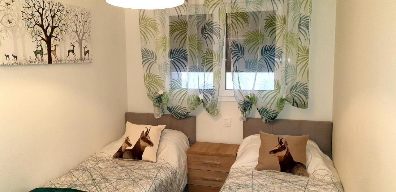 Estepona Puerto Appartement Buitenkant foto